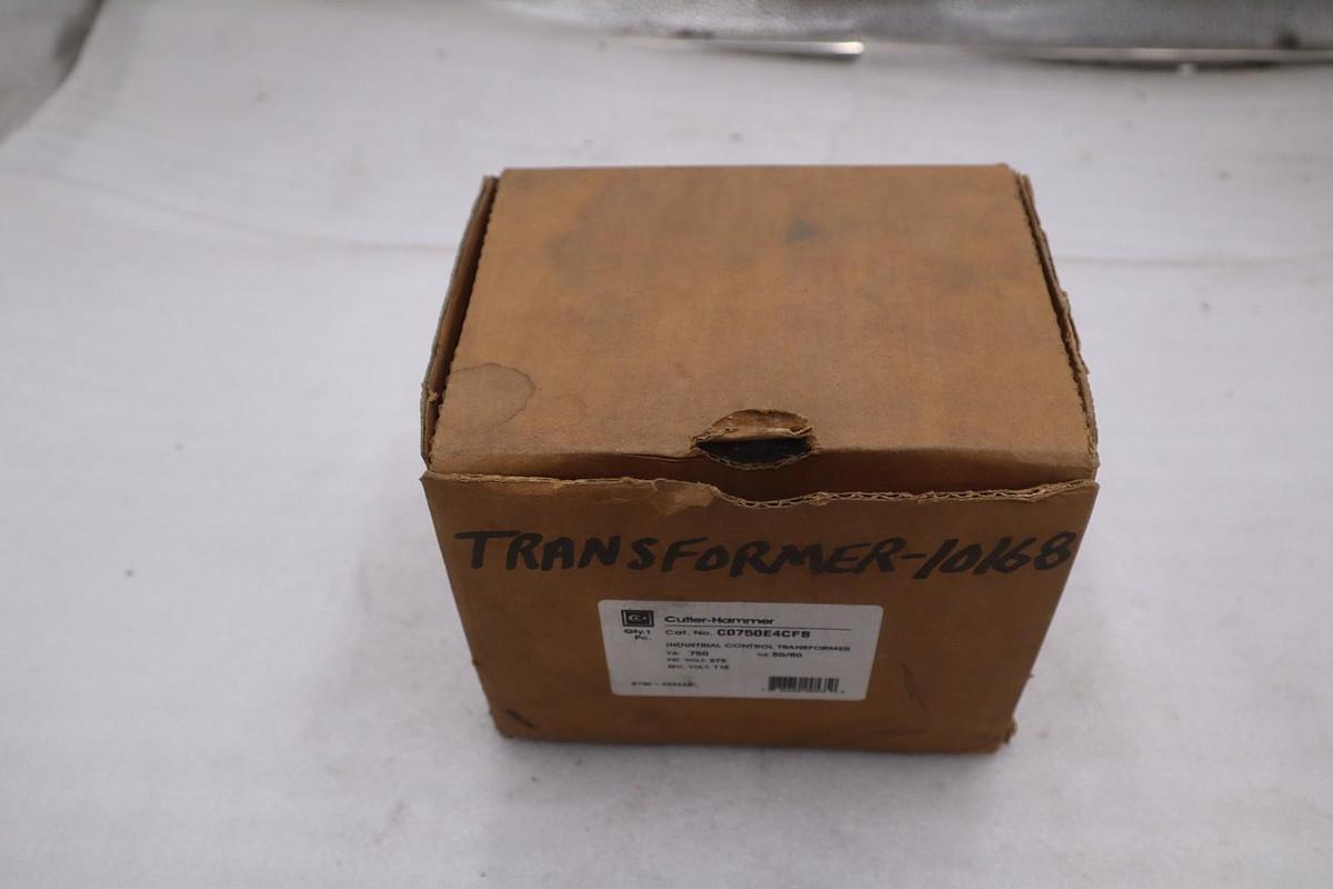 Used NEW OPEN BOX Cutler Hammer C0750E4CFB Industrial Control Transformer STK GF556