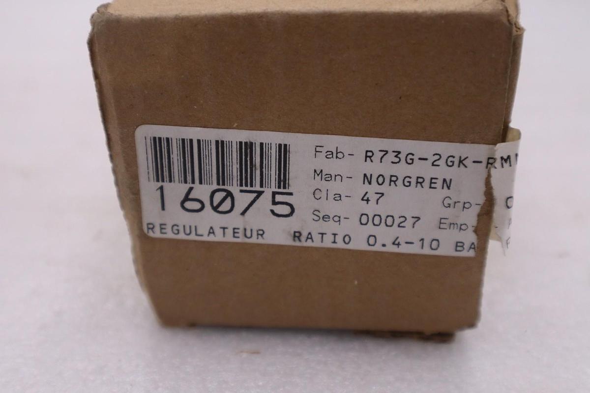 NEW NORGREN R73G-2GK-RMN 300PSI REGULATOR STK 4017B