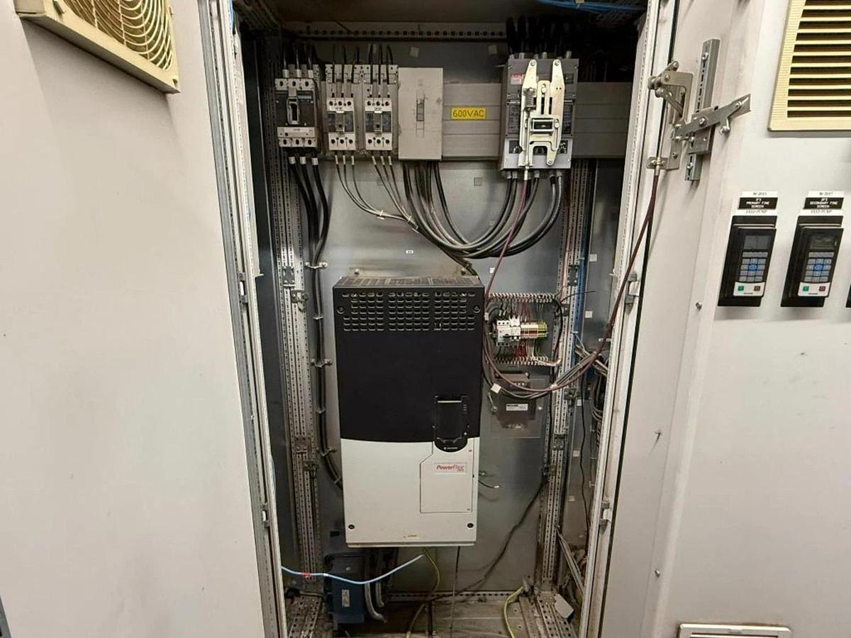 Used 200 HP ALLEN BRADLEY POWERFLEX 755 DRIVE CAT. 20G1ANE192AN0NNNNN 600V