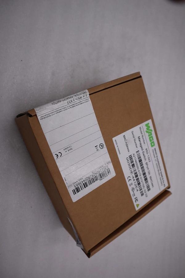 Used NEW IN BOX WAGO 852-1322 Switch Ethernet Managed Port Count STOCK H468