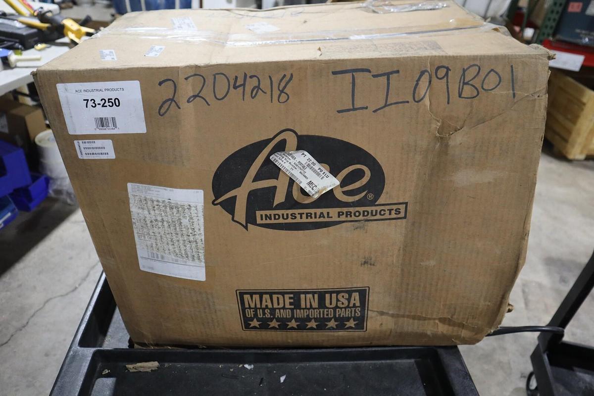 ACE INDUSTRIAL PRODUCTS 73-200 AIR FILTER 120 V NEW IN BOX STOCK H797