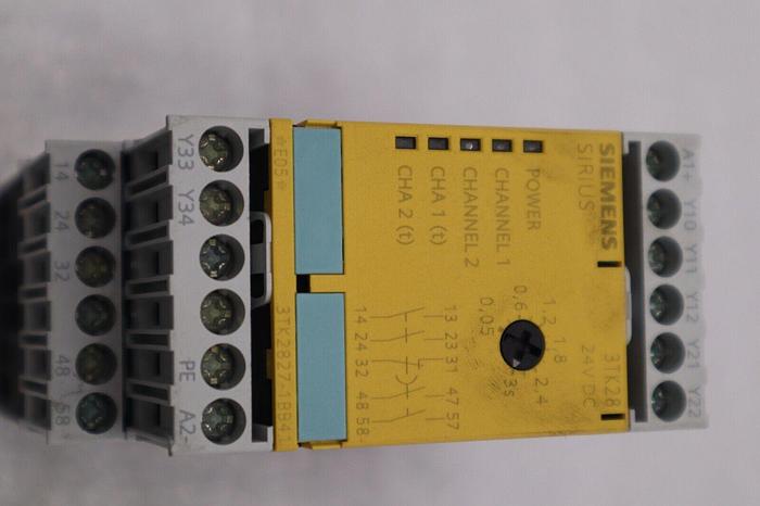 Used Siemens 3TK28272BB41/ 3TK2827-2BB41 SIRIUS SAFETY RELAY STOCK B-1612