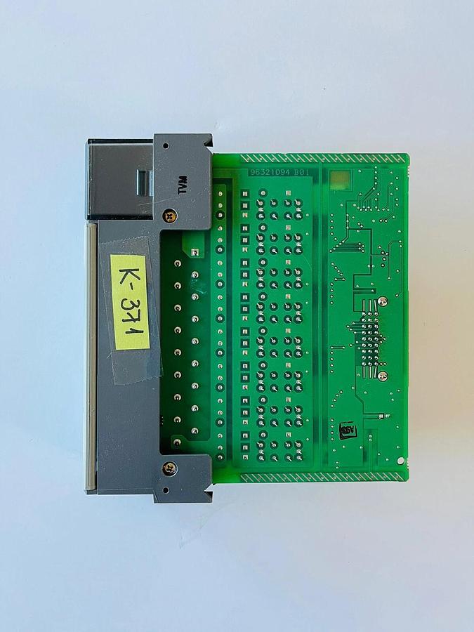 Used Allen Bradley 1746-OB16 SLC 500 16 Channel 24V Output Module #K-371