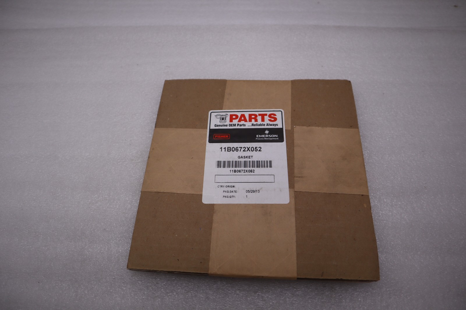 FISHER 11B0672X052 GASKET VALVE NEW IN BOX STOCK 172A