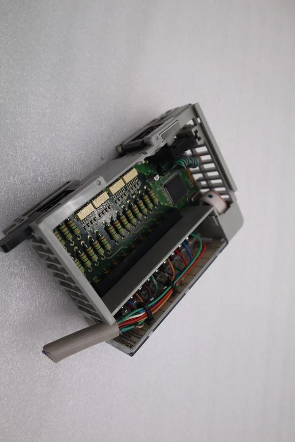 Used ALLEN-BRADLEY 1769-IQ16 SERIES A 16 PT. INPUT MODULE STOCK #K-1560C