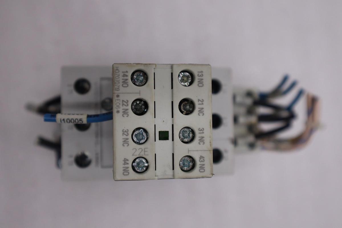 Used SIEMENS 3RH1924-1GP11 COUPLING LINK STOCK H1827