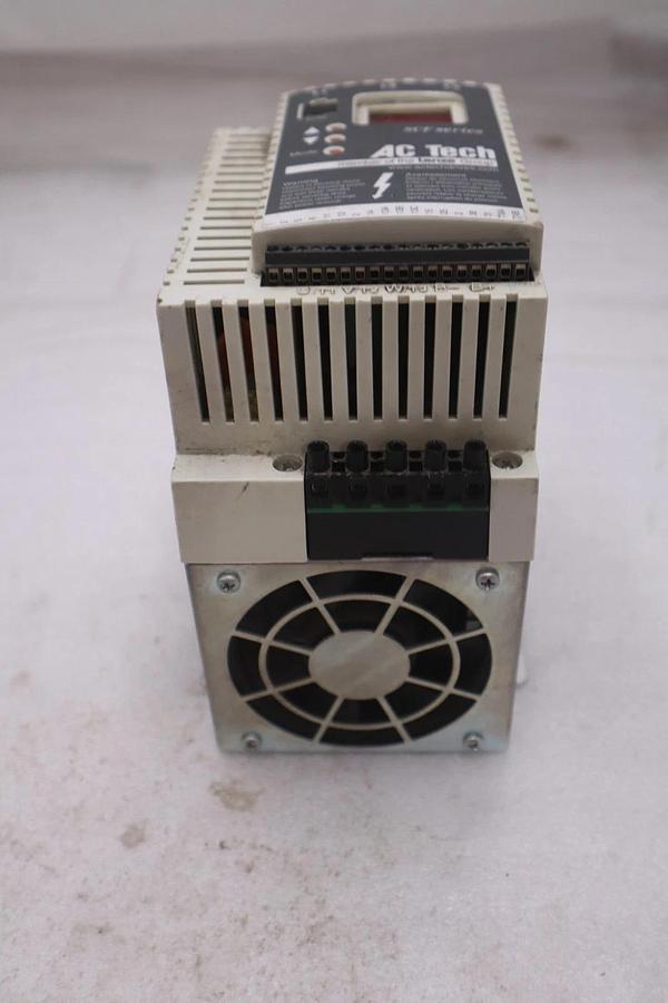 Used Lenze AC Tech SF450 Drive 5HP 3.7kW STOCK K316A