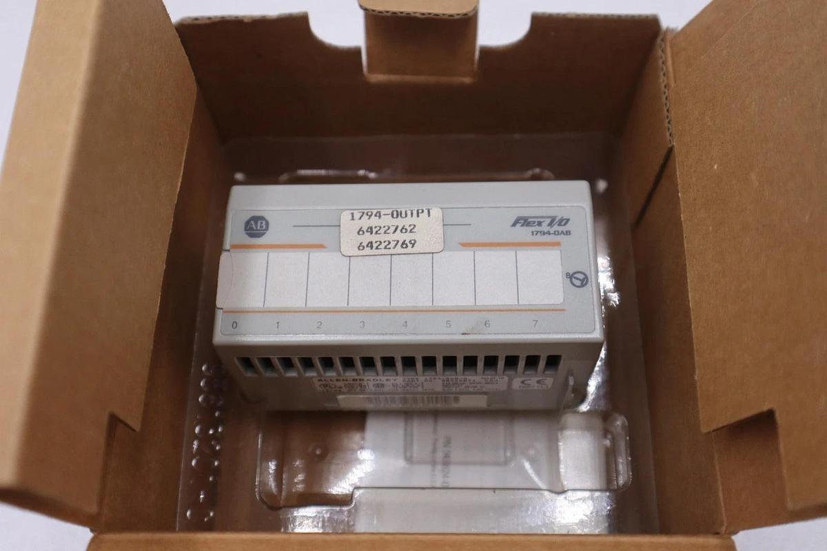 Used ALLEN BRADLEY 1794-0A8 SERIES A INPUT MODULE - NEW IN BOX - STOCK GF300