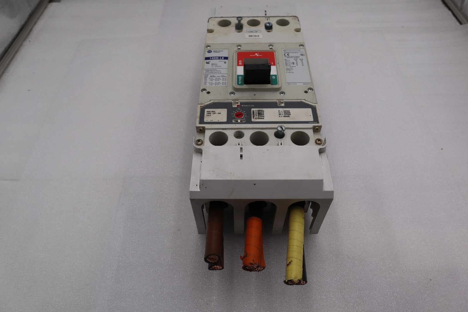Used ALLEN BRADLEY 140M-L8P-D60 / 140ML8PD60 600A MAX STOCK 2080
