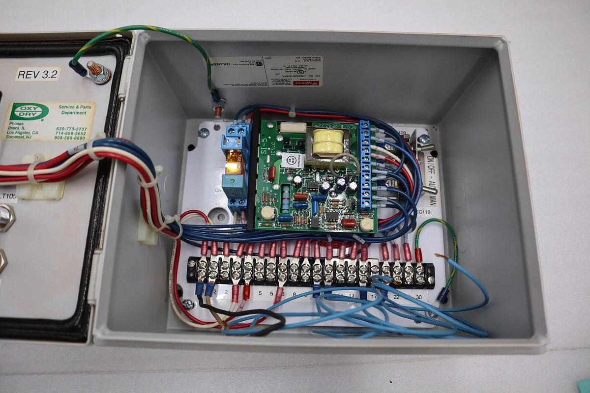 Used Hoffman LHC252015/SPL Enclosure 10401-01-R1-0 W/17743/5-001 STOCK 1461A