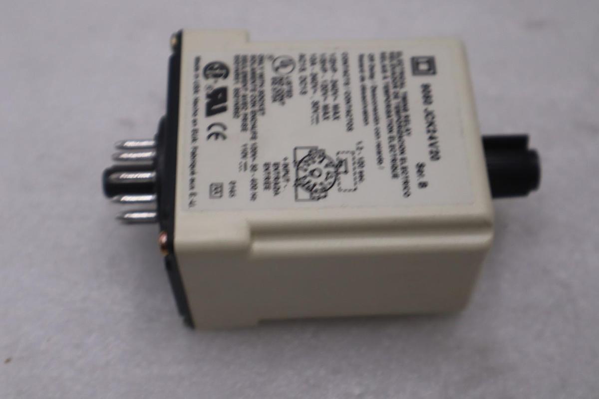 Used LOT OF 2 --- Square D 9050 JCK24V20 Timing Relay NEW OPEN BOX STK GF699A
