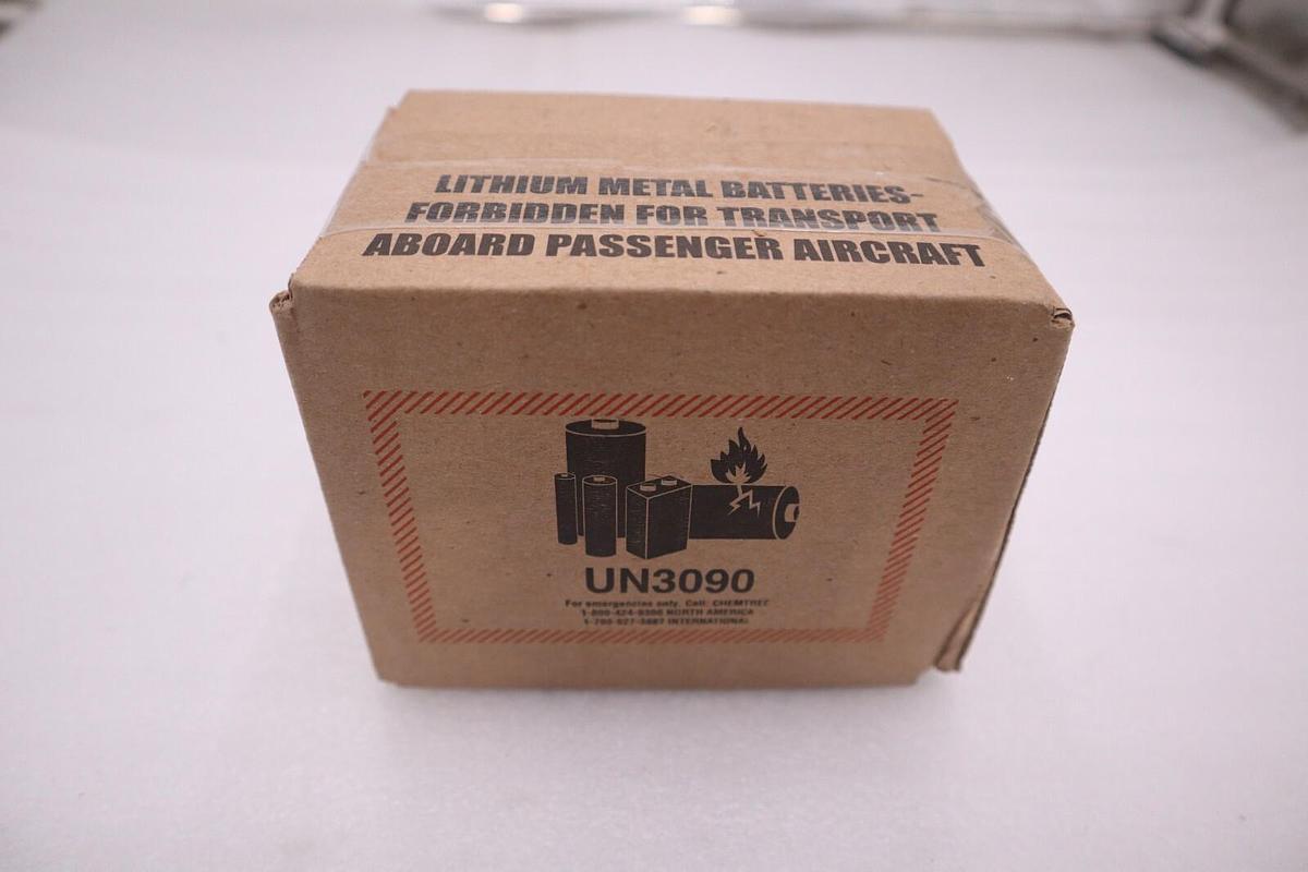 Streamlight 3V CR123A Lithium Batteries (2 Pack) 85175 (BOX OF 12) STOCK G524A
