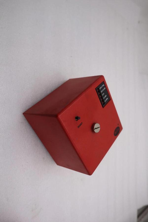 Used Fireye MC120 Chassis  Fire Burner Control Program Module MP100 STOCK K-2838