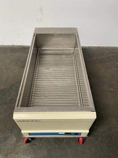 Used Lindberg/Blue M WB1140C-1 100 Liter Waterbath Temp 100°C 240 V w/ Mobile Cart