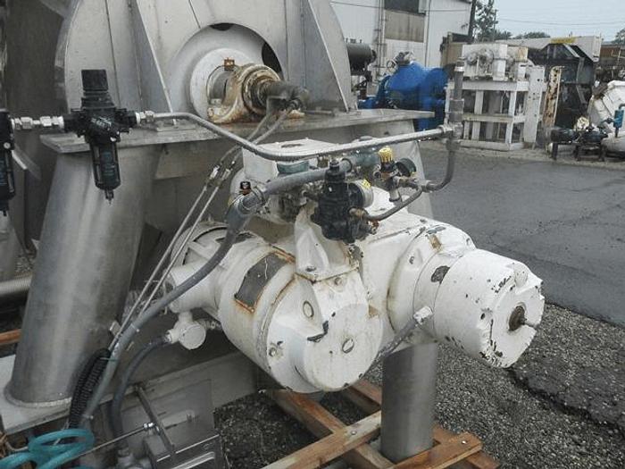 Used 40 CU. FT. P-K TWIN SHELL BLENDER -S/S