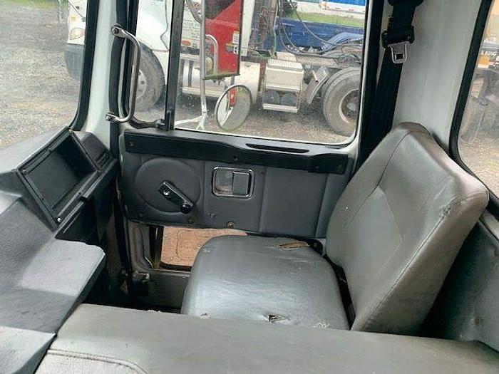 Used 2005 Autocar WXL