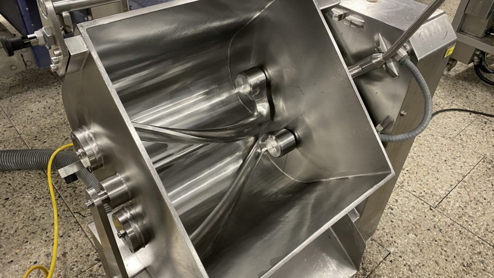 Used Laska ME130 Z-arm mixers