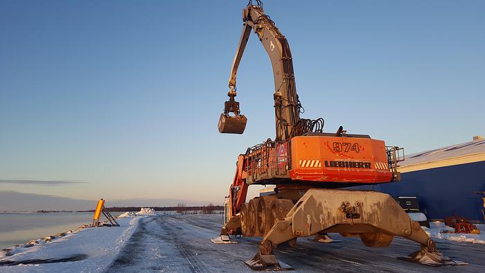 Used 2000 Liebherr A974