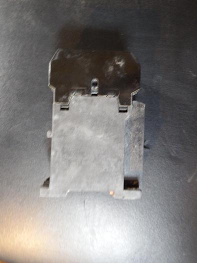 Parts Only General Electric Spectra 700 Magnetic Contactor TYPE: DC OPERATED (B4)