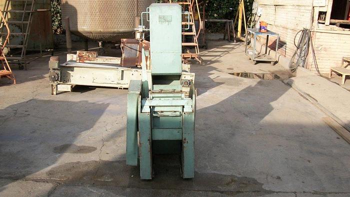 Used Grinder, Plastic, Alsteele, Mdl 1009, 7.5 Hp #S739573
