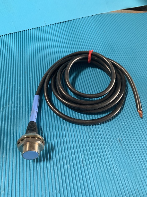 Used Keyence Proximity Sensor EZ-18M