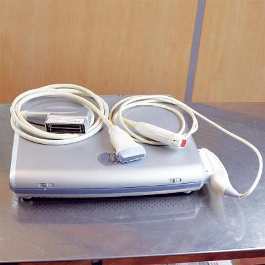 D'occasion ECHOCARDIOGRAPHE GENERAL ELECTRIC VIVID-i AVEC SONDE CARDIAQUE 3S-RS ET SONDE LINÉAIRE 12L-RS