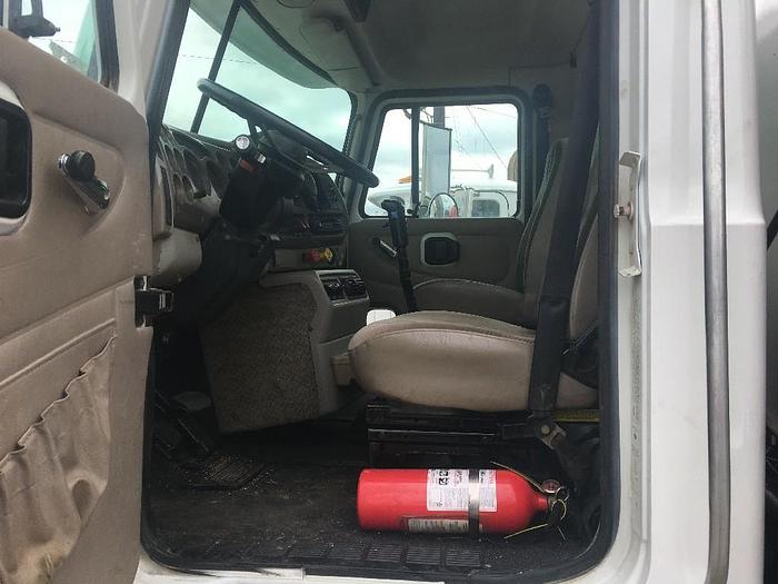 Used 2001 Mack CH 613