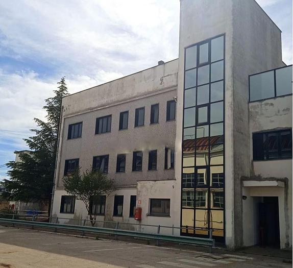 Usato 2000 Area e Capannoni in vendita a Lanciano in via Zona Industriale - Sheds Italy