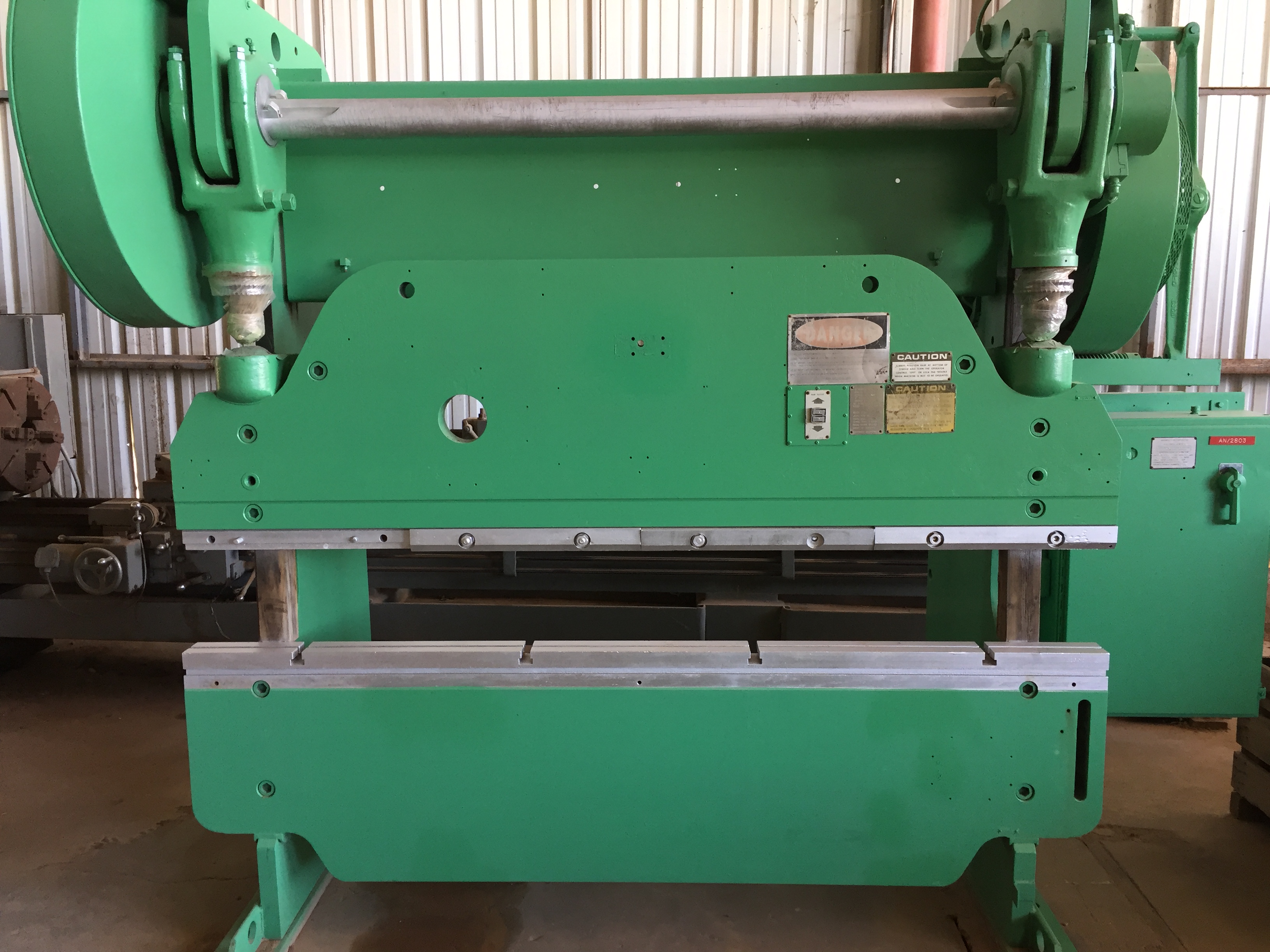 Used 135 Ton x 8' Cincinnati #5 Press Brake