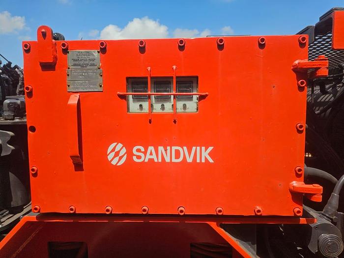 Used SANDVIK DS310 ROCK ROOF BOLTER