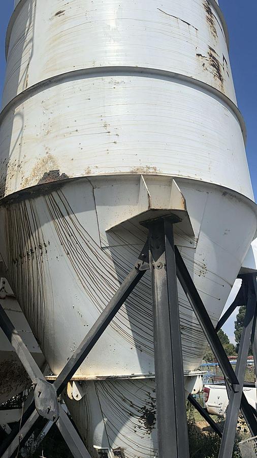 Used DRY BULK SILO
