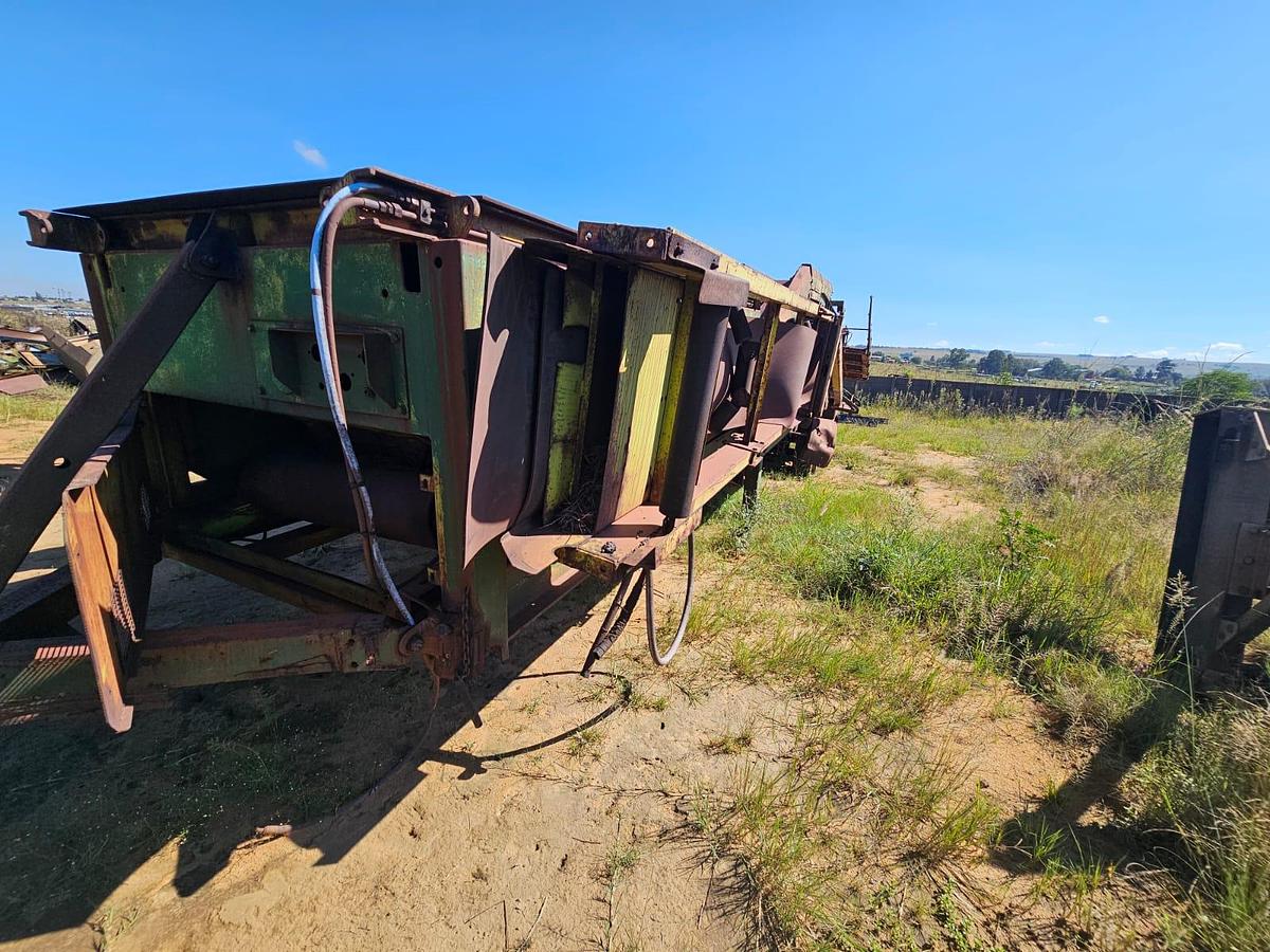 Used MOBILE FINLAY TEREX HYDRASCREEN SCREENING PLANT