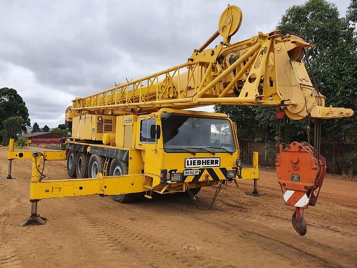 Used LIEBHERR TM1080N 80 TON MOBILE CRANE 1993 (RUNNER) (WITH NATIS) 