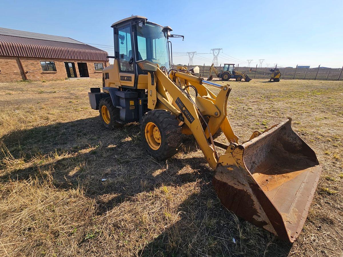 Used 2 TON WUHLF FRONT END LOADER (ENGINE FAILURE)