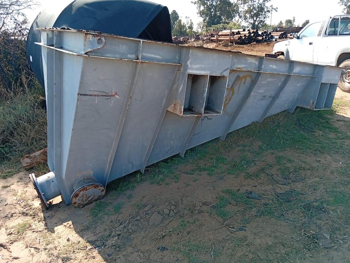Used CHUTE CONVEYOR BIN