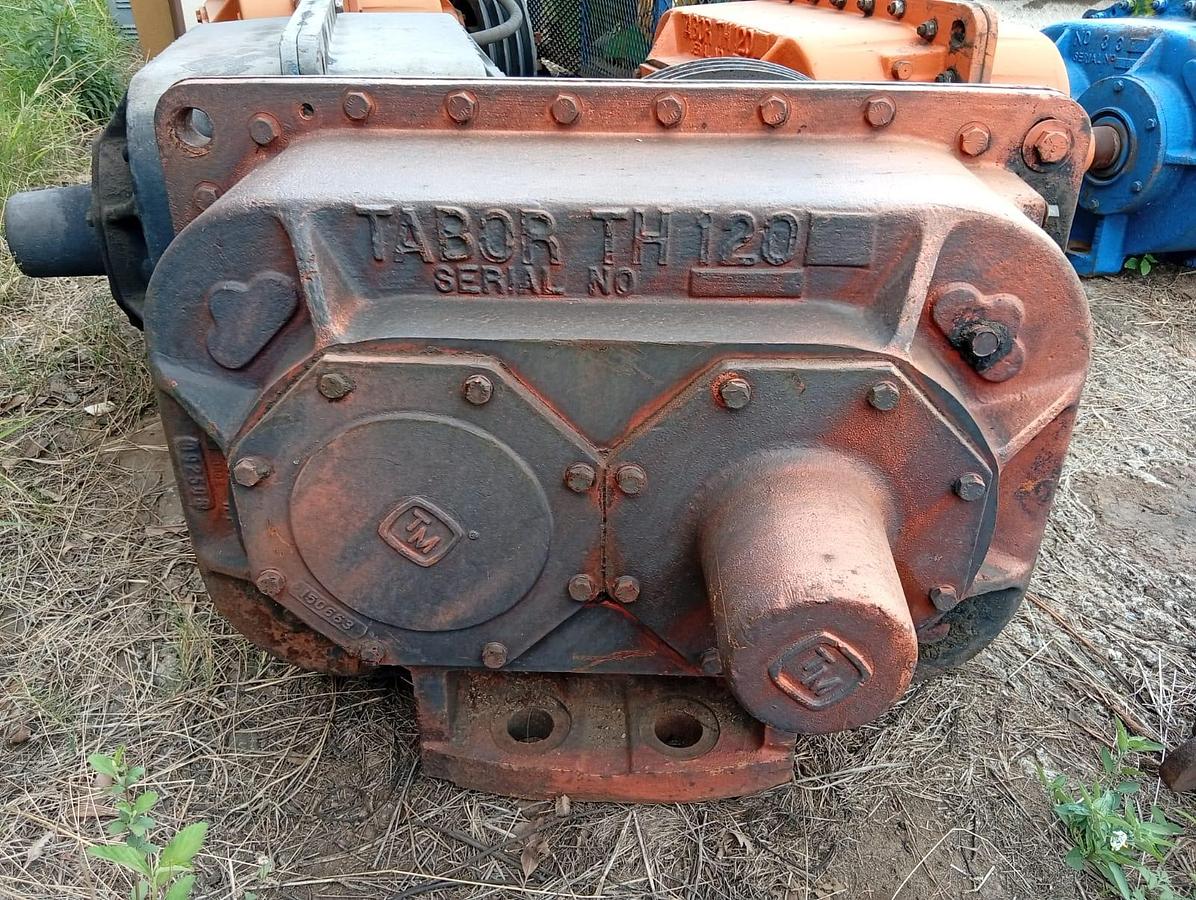 Used TABOR TH 120 VIBRATING SCREEN MECHANISM (EXCITER)
