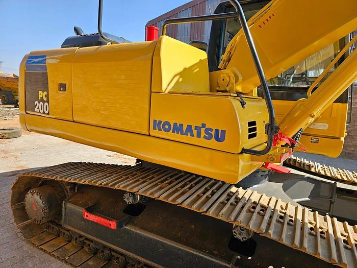 Used Komatsu PC 200-8MO EXCAVATOR