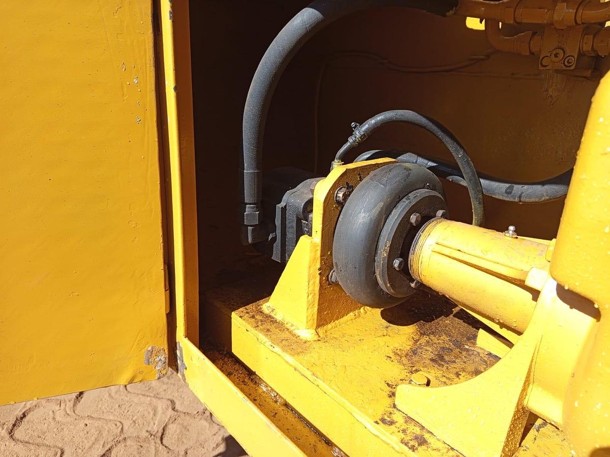 Used BELL B18D ARTICULATED WATER TANKER