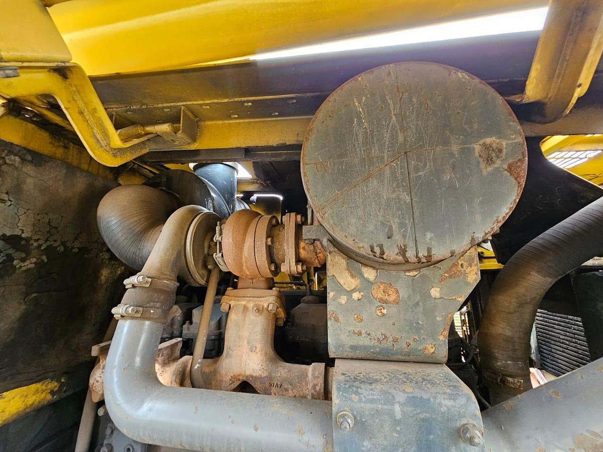 Used KOMATSU WA470-B FRONT END LOADER - INOPERABLE