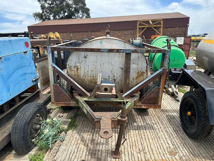 Used TRAILER WITH TANK