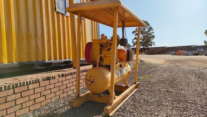 Used 13 BAR DUAL CHAMBER 7.5KW 400V INGERSOLL-RAND TYPE 30 COMPRESSOR (NOT TESTED)