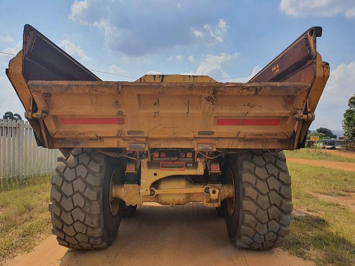 Used CAT 740B EJ (RUNNER)