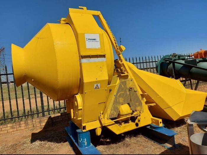 Used CONCRETE MIXER WITH HATZ ENGINE (OPERATIONAL)