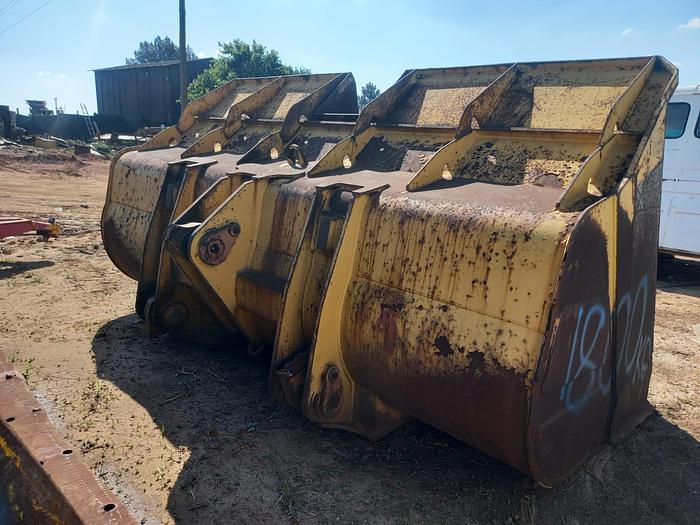Used FRONT END LOADER BUCKET