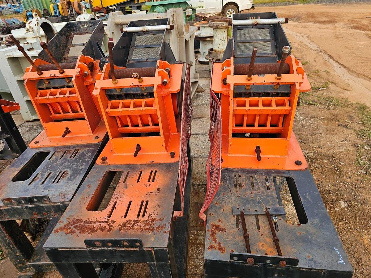 Used  JAW CRUSHER