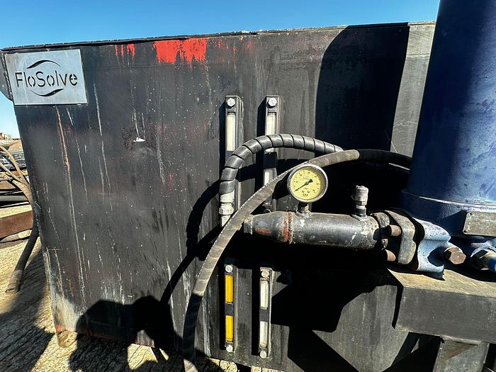 Used FLOSOLVE OIL TANK FITTED WITH FILTRATION (NOT TESTED)