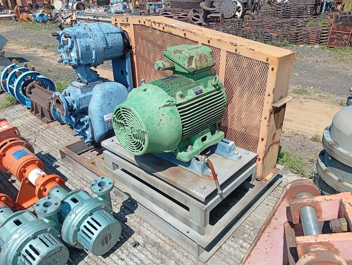 Used SELF-PRIMING CENTRIFUGAL PUMP SYSTEM WITH 55KW ELECTRICAL MOTOR