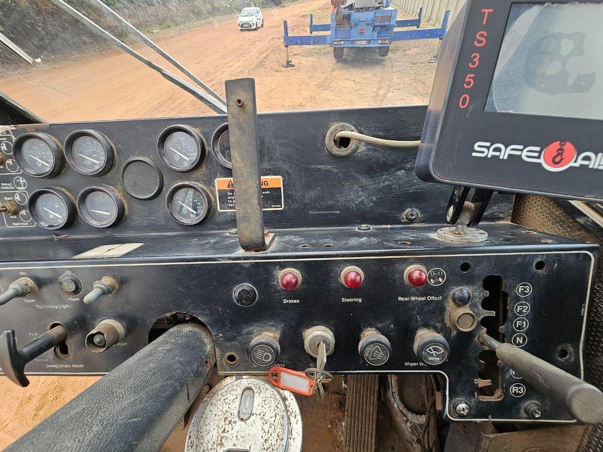 Used 18 TONNES CAPACITY FAUN CRANE - OPERATIONAL