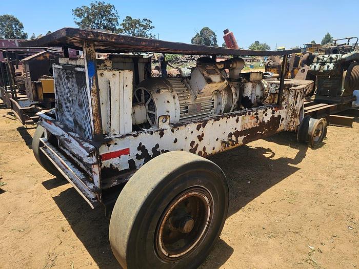 Used UG FLAMEPROOF COMPRESSOR ON TRAILER WITH 60 KW 550 VOLT ELECTRIC MOTOR