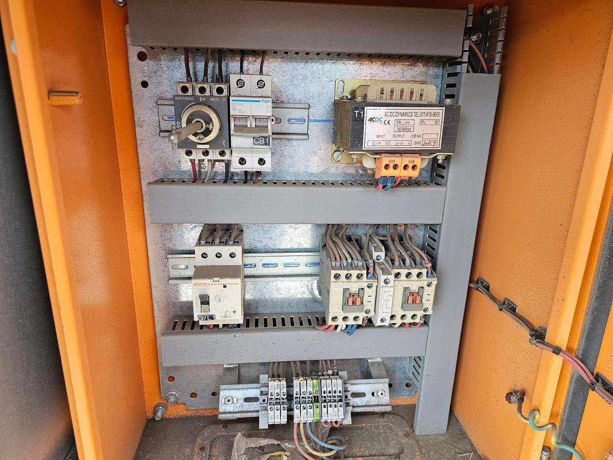 Used DYMOT GEARBOX WITH ELECTRIC MOTOR IN ENCLOSURE AND ELECTRIC BOX